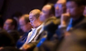 打满5局！孙颖莎险胜晋级获开门红 赛后不满个人表现